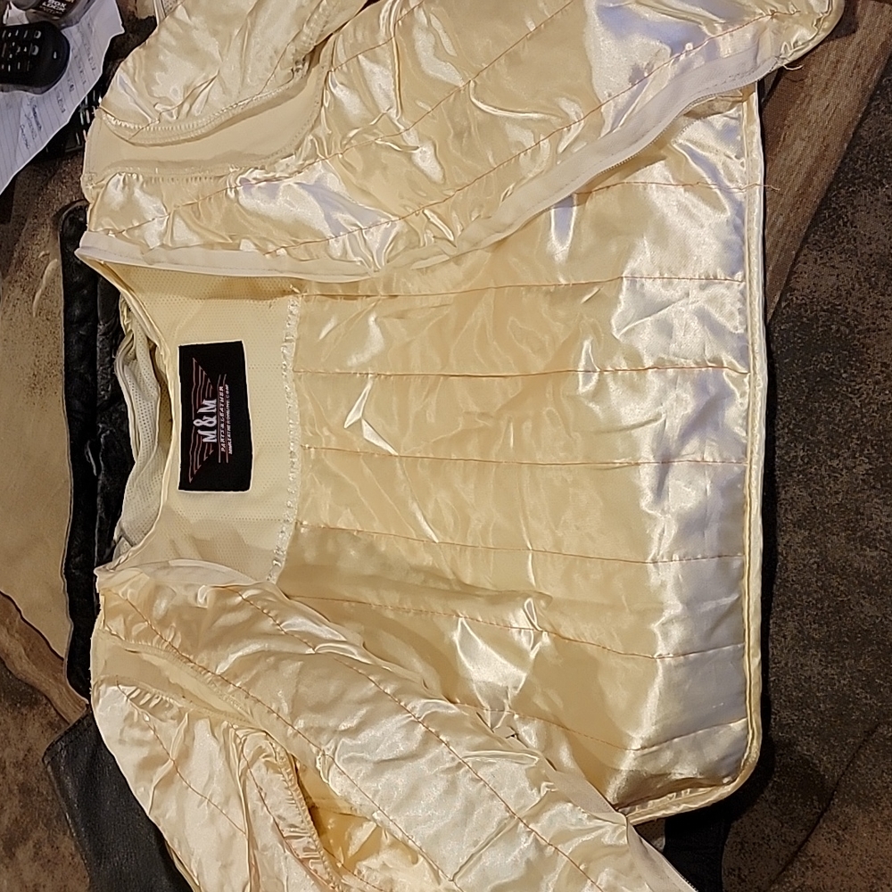 Womens Leather Motorcycle Riding Jacket - Picture 4 of 9